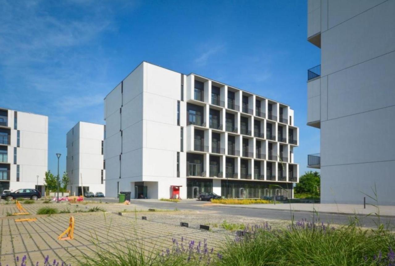 Apartament Airport Wrocław Exteriör bild